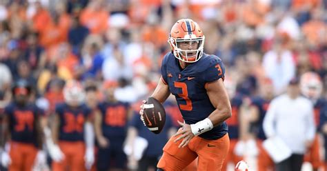 How to Watch Illinois Football: A Symphony of Pigskin and Paradox